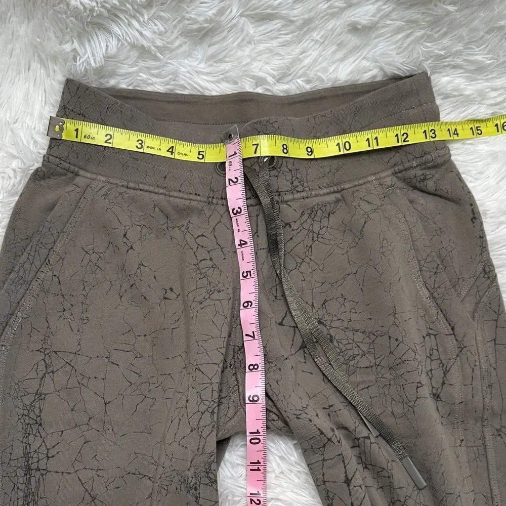 Lululemon Athletica Taupe Cotton Pants - Picture 4 of 8